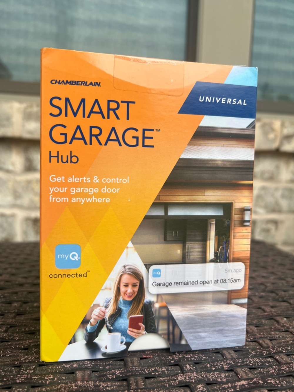 Universal Smart Garage Hub - Chamberlain New in Box
